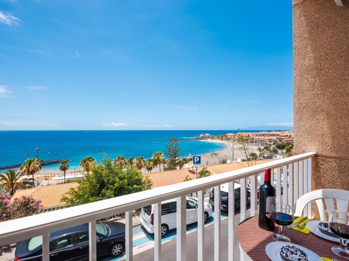 Апартаменти 1 1 Beautiful Seafront With Balcony And Wifi Лос-Крістіанос Екстер'єр фото