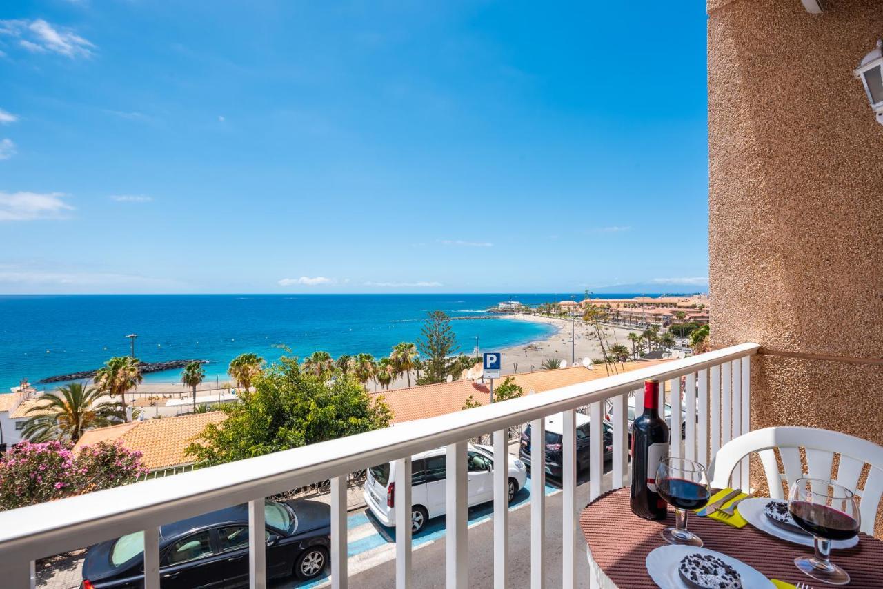 Апартаменти 1 1 Beautiful Seafront With Balcony And Wifi Лос-Крістіанос Екстер'єр фото
